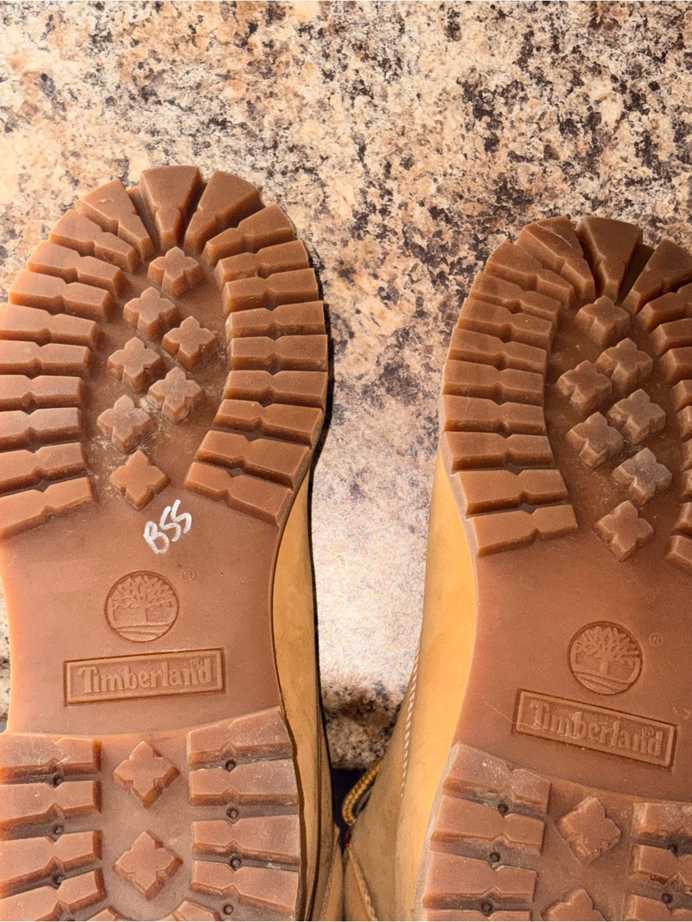 Timberland Men’s Wheat Waterproof Leather Boots - Picture 4 of 5
